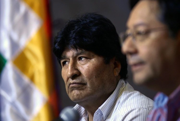 Evo Morales otorgó un poder a su abogado para ser inscrito como diputado o senador del MAS