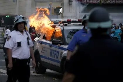 Las protestas en Nueva York dejaron 345 detenidos y 33 policías heridos