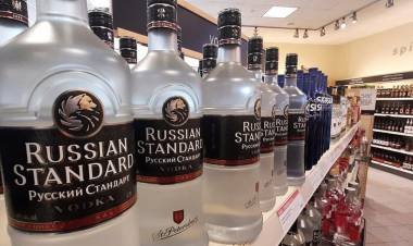 EEUU le cerró la puerta al vodka, diamantes y caviar rusos