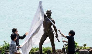 Corea del Sur inauguró una estatua de Freddie Mercury