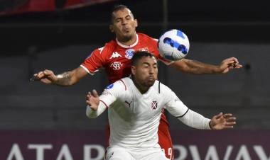 Independiente goleó a General Caballero en Paraguay 