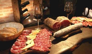 Se viene la Semana del Vino en Calamuchita