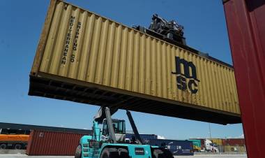 Postulaciones abiertas para los Premios Córdoba en el Mundo 2024