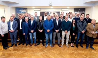 “Chiqui” Tapia para rato