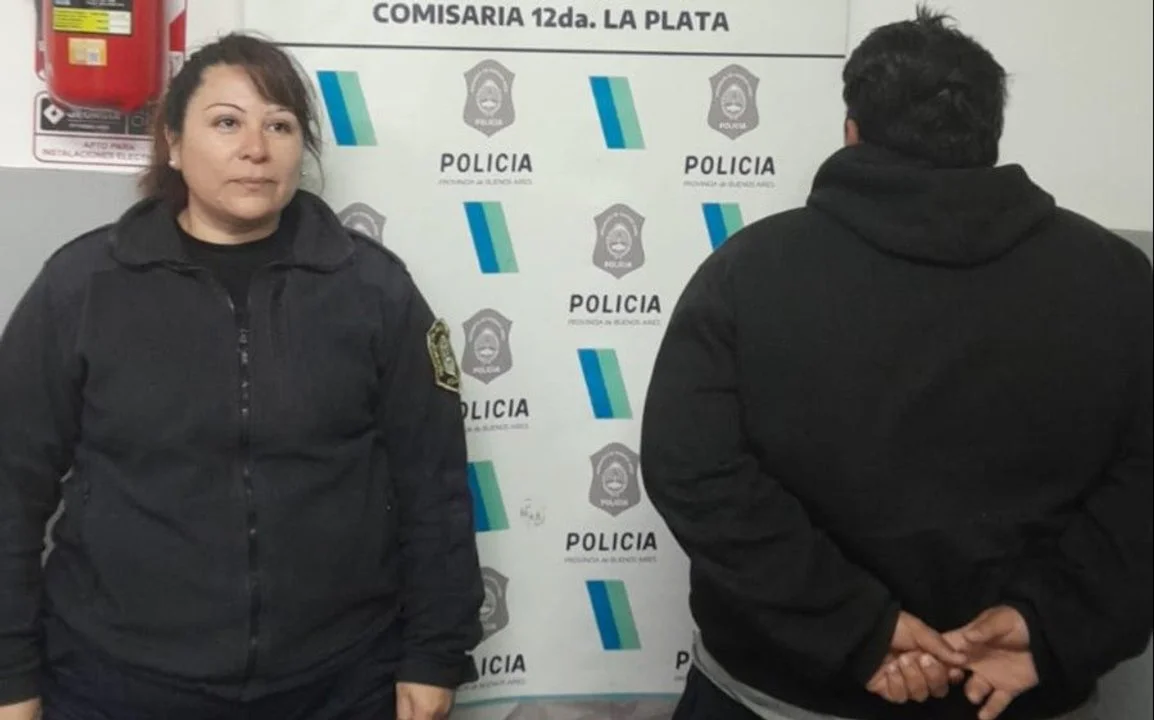 Se masturbaba en la vía pública y fue detenido 