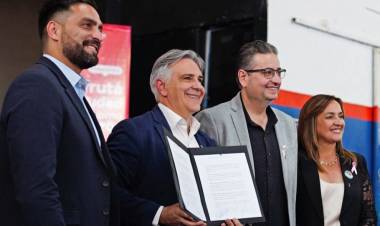 Llaryora anunció obras por más de 600 millones de pesos