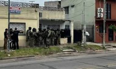 Un hombre se atrincheró a los tiros en su casa 