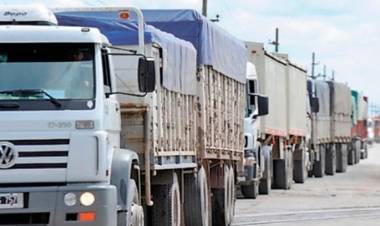 Rige el paro de 24 horas del transporte