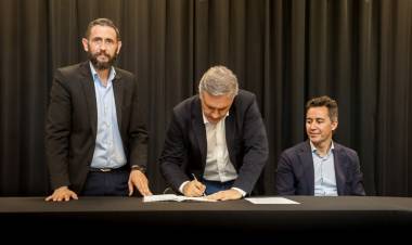 Llaryora: “Necesitamos que las obras vayan donde está la gente