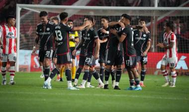 River le dio otro golpe a Instituto: ganó 3-2
