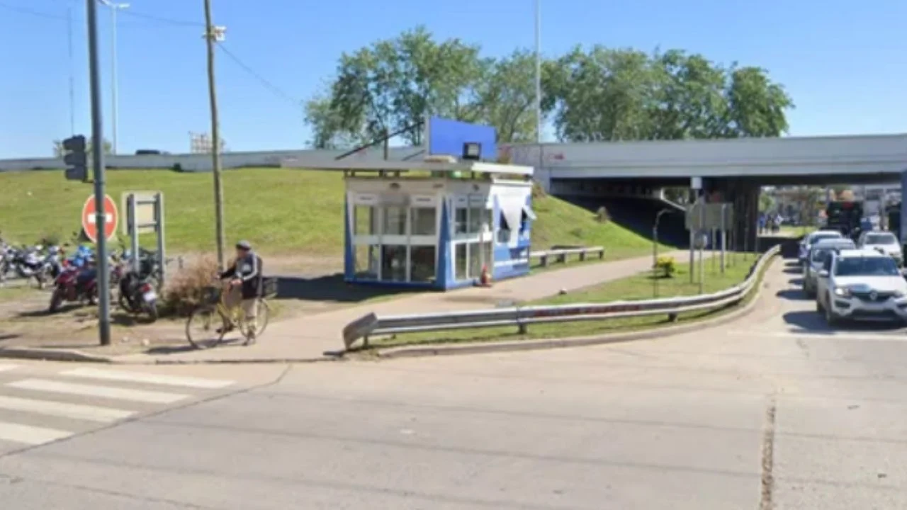 Una policía se enfrentó a los tiros con cuatro delincuentes