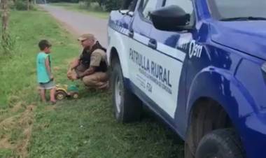 Lo encontraron entre los pastizales