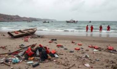 Al menos 20 migrantes mueren y decenas desaparecen