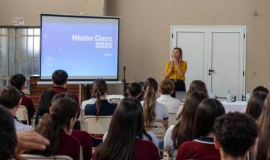 Cursos de tecnología como parte de formación práctica