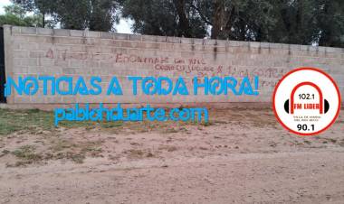 JEFA COMUNAL INDIGNADA