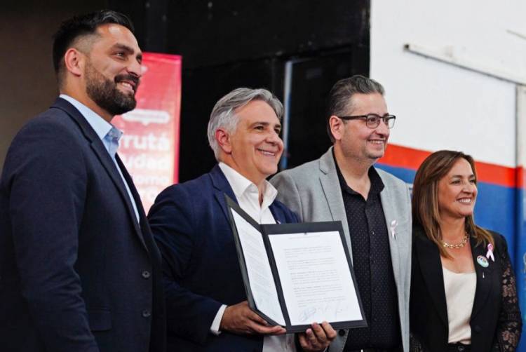 Llaryora anunció obras por más de 600 millones de pesos