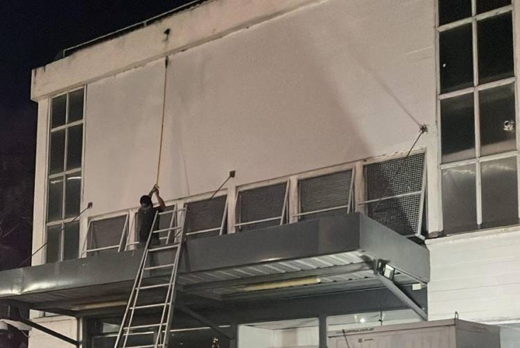 Quitan los murales de Néstor Kirchner 