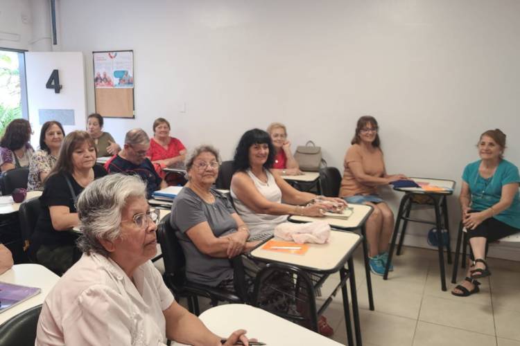 Educación secundaria para jóvenes y adultos