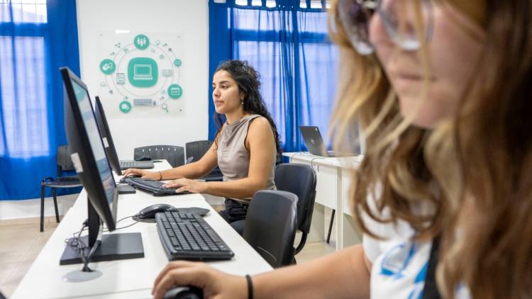 Brecha Digital: Conectividad Córdoba sumó 24 espacios nuevos ABC Lab