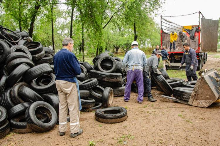 2.000 toneladas de neumáticos 