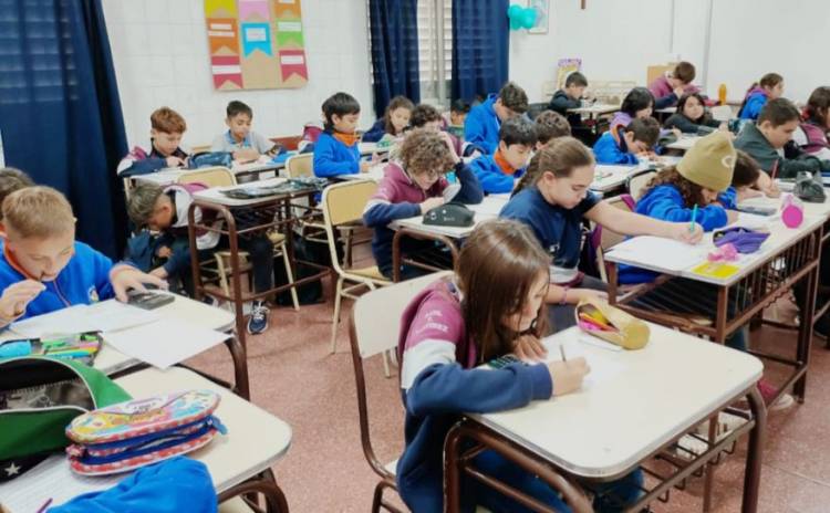 Olimpiada Internacional de Matemática Atacalar