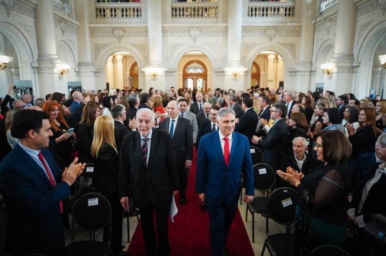 El Kempes se vistió de gala para la Noche de los Museos