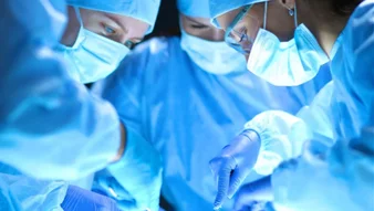 Pacientes infectados con VIH tras trasplantes 