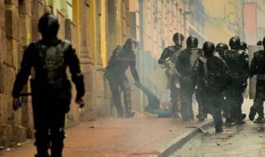 El pulso Lenin-Correa marca la crisis de Ecuador