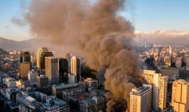 Chile vuelve a arder en el primer día sin estado de emergencia