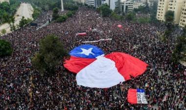 Sebastián Piñera propone una nueva Constitución sin Asamblea Constituyente