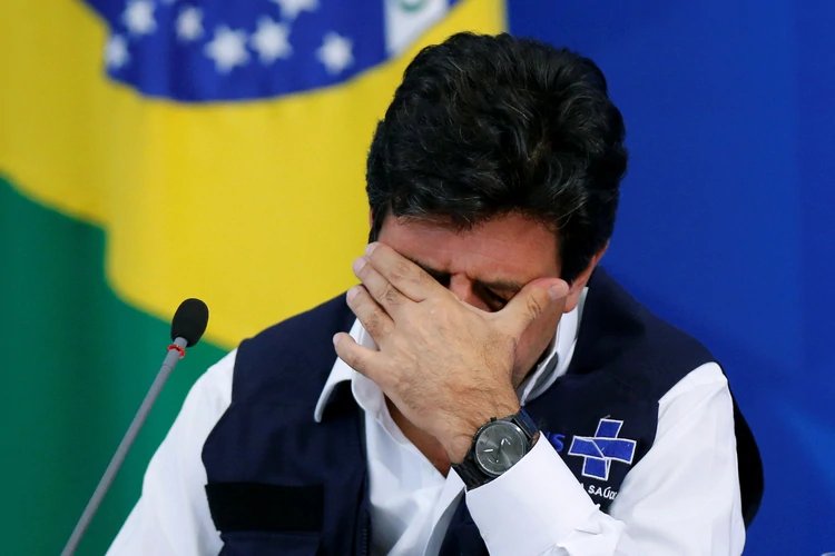 Tensión en Brasil: Bolsonaro despidió al Ministro de Salud