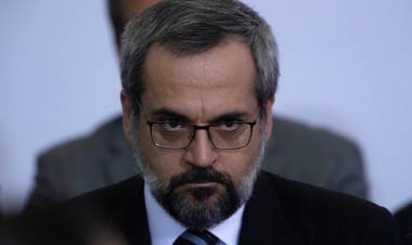Abraham Weintraub, el ministro de Educación de Brasil, anunció que dejará su cargo