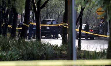 Atentaron contra el secretario de seguridad de la Ciudad de Mexico y hay tres muertos