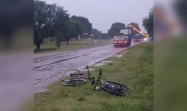 Un rayo mató a un ciclista en plena ruta