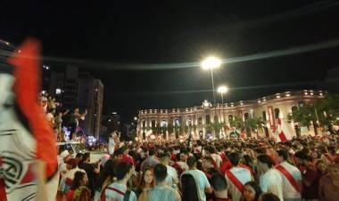 Córdoba “millonaria”: la fiesta de los hinchas de River