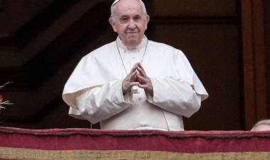 El papa Francisco pidió "paz" en Ucrania