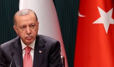 Erdogan anunció planes de diálogo con Putin y Zelenski