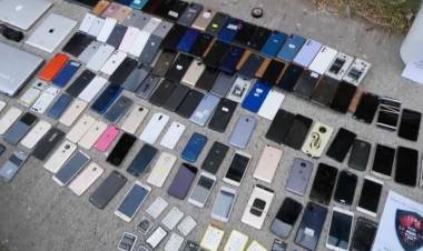 Un detenido con 125 teléfonos celulares robados