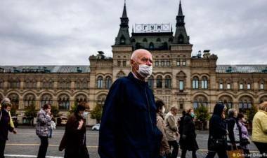 Moscú: Recomiendan volver a usar tapabocas 