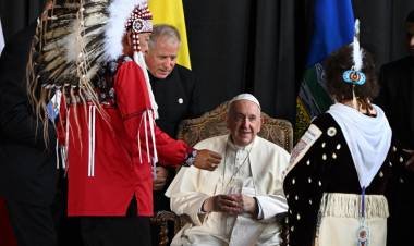El Papa pidió "perdón" a los indígenas 