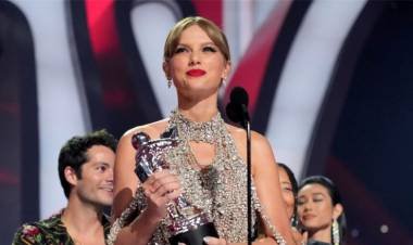 Taylor Swift brilló en la entrega de los MTV VMAs 2022