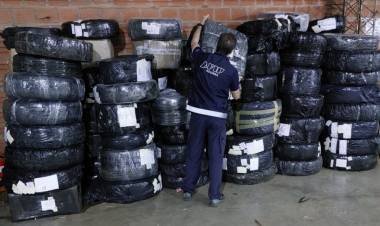 La Aduana secuestró más de 550 neumáticos 
