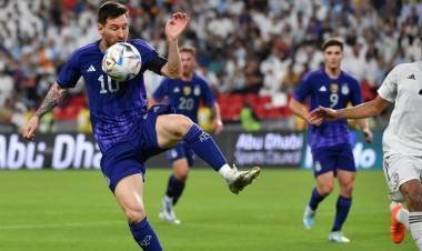 Argentina goleó a Emiratos Árabes