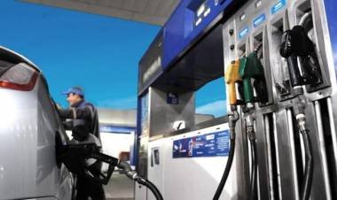 YPF se suma al aumento del 3,8% sus combustibles