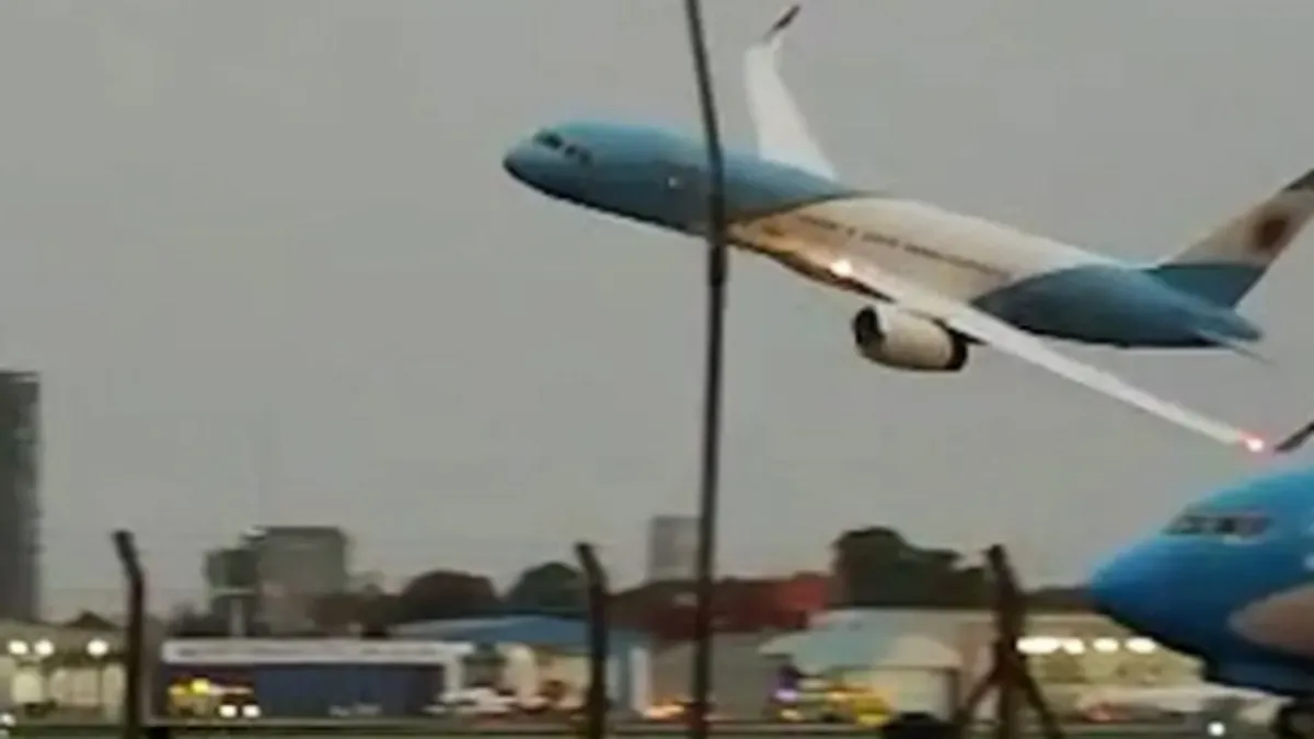 Criticas hacia el nuevo avión presidencial por una riesgosa maniobra 