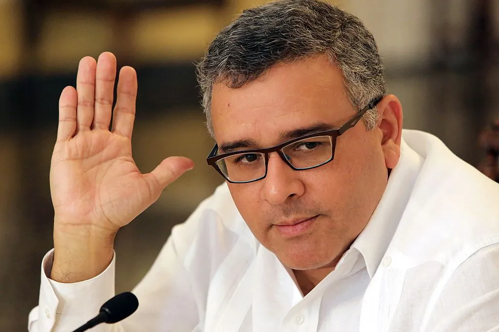 Expresidente del Salvador condenado por hacer tregua con pandillas