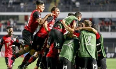 Newell's clasificó a los octavos de final de la Copa Sudamericana
