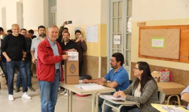 Elecciones Generales 2023: Schiaretti emitió su voto