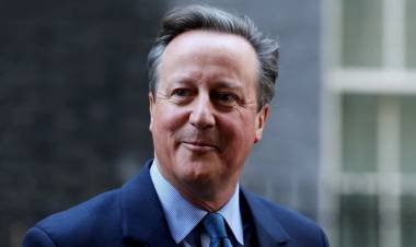 David Cameron volvió al gobierno británico 