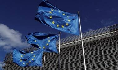La Unión Europea felicitó a Javier Milei